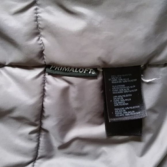 North Face primaloft jacket. - Picture 12 of 16